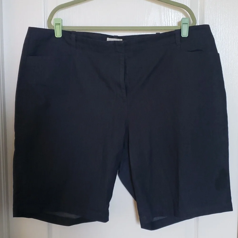 Talbots Woman 22W Perfect Dark Blue Shorts 10 1/2" Size 22 - Picture 1 of 8